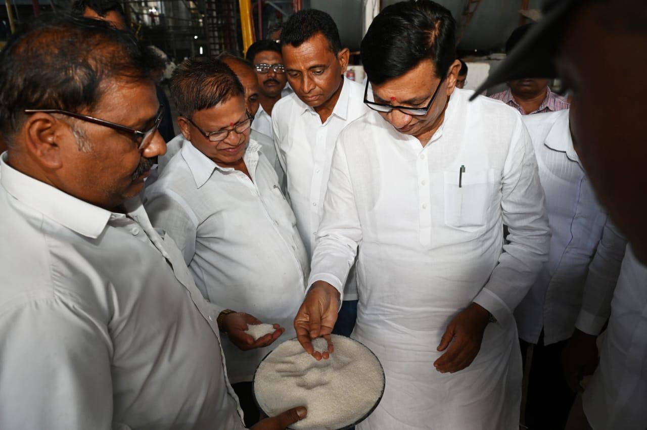 थोरा