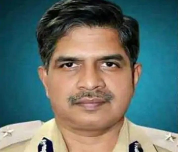 ऊ