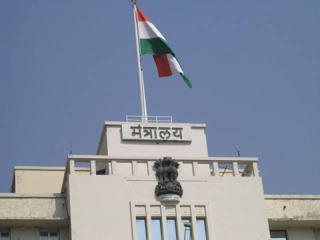 औ