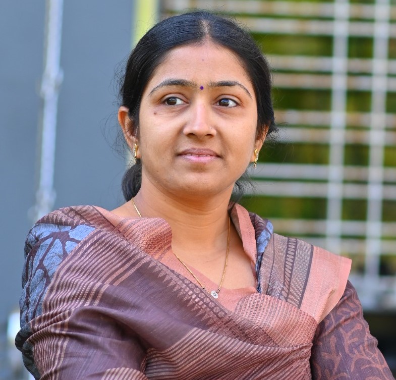 ऊ